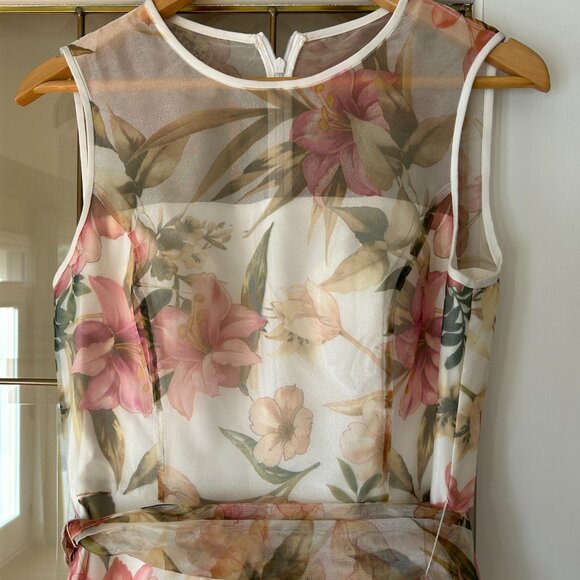 Romantic floral floor length dress perfect for spring/ summer wedding/ event - Picture 2 of 3